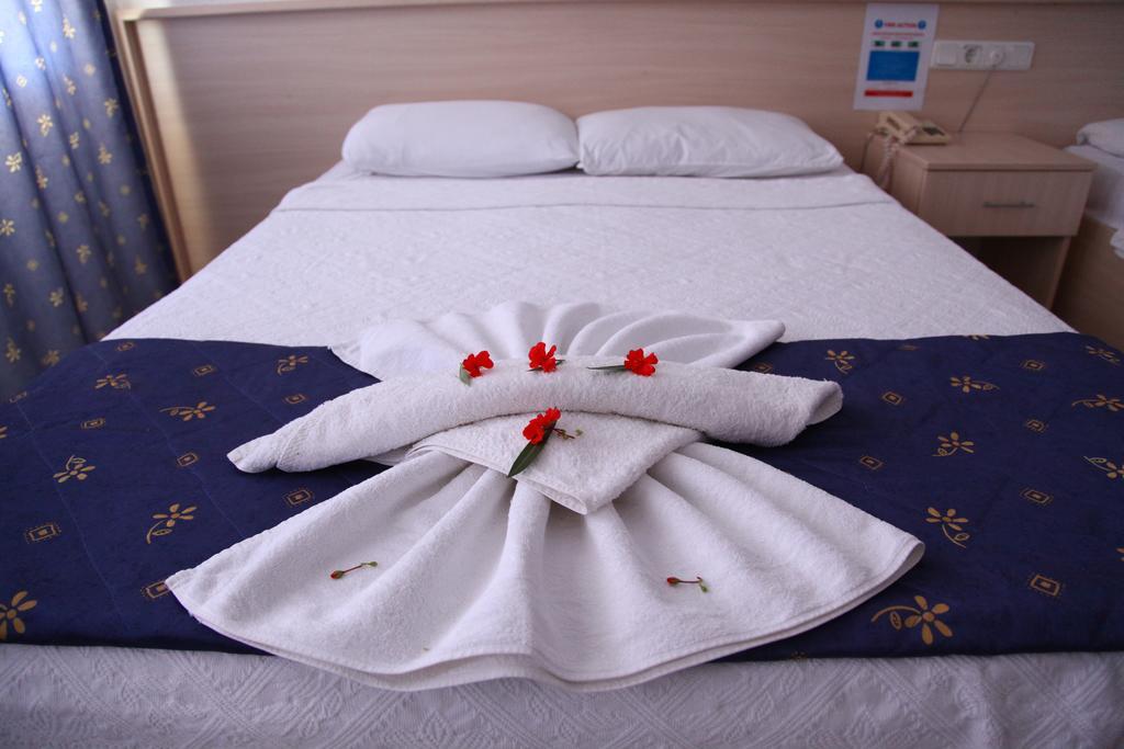 Gokcen Apartments Oludeniz Bagian luar foto