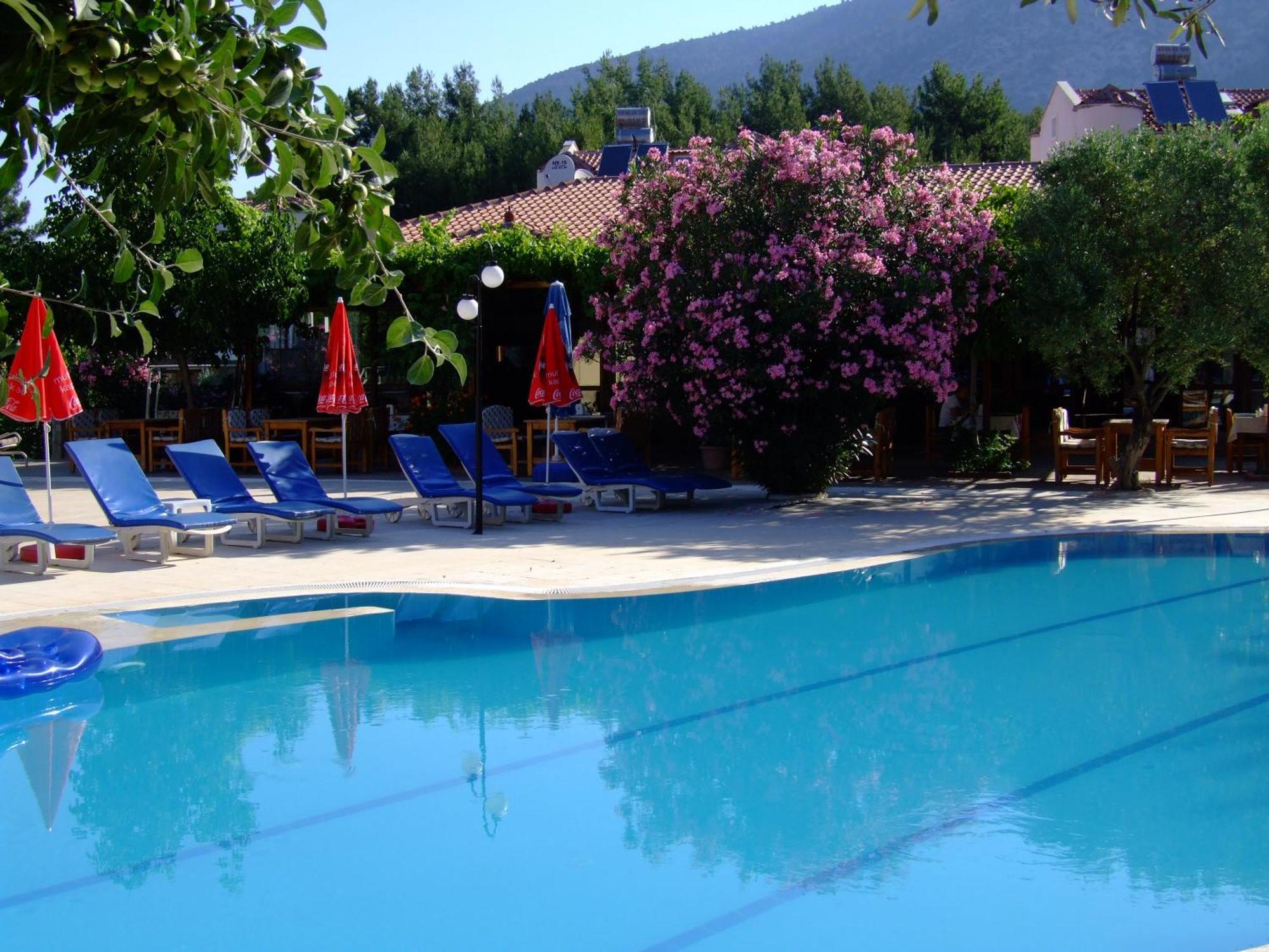 Gokcen Apartments Oludeniz Bagian luar foto