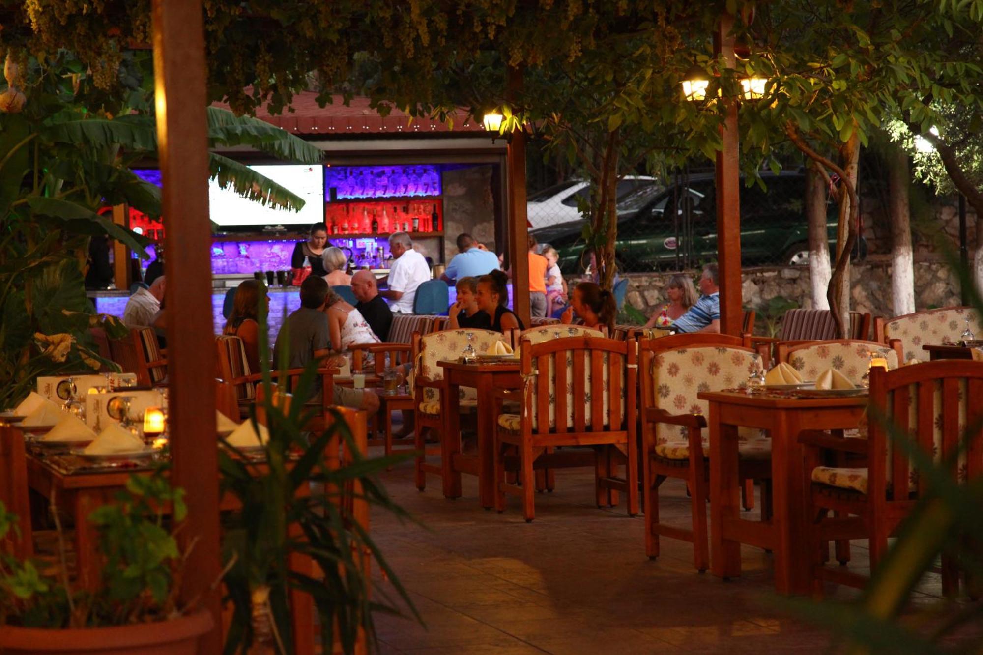 Gokcen Apartments Oludeniz Bagian luar foto