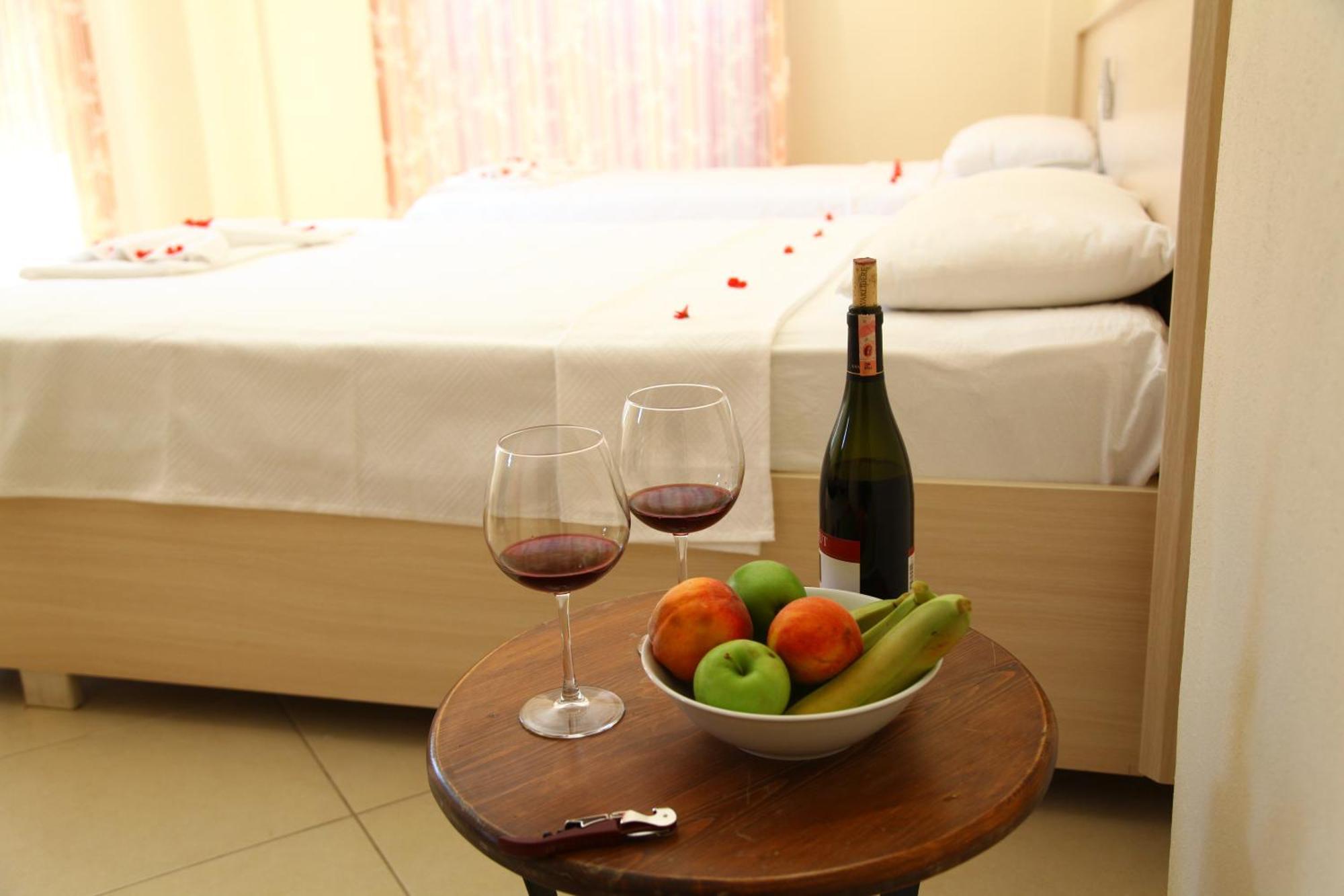 Gokcen Apartments Oludeniz Bagian luar foto