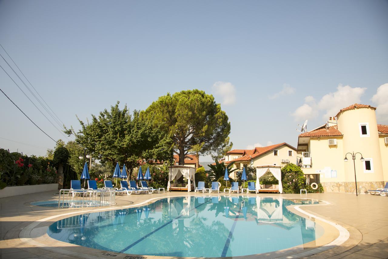 Gokcen Apartments Oludeniz Bagian luar foto